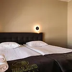 ブラーボ スパ ホテル 3*