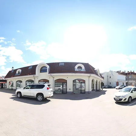 Отель Braavo 3*