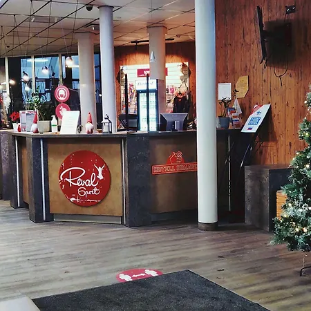Braavo Отель 3*