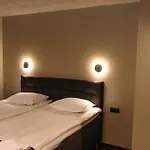 Hotel Braavo 3*