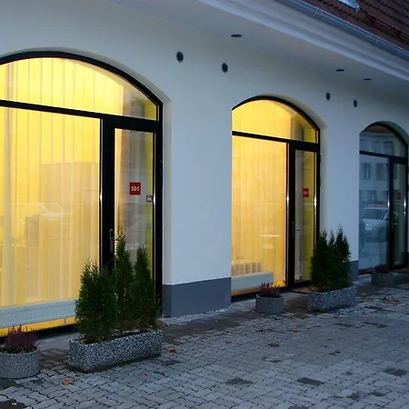 Braavo Hotel