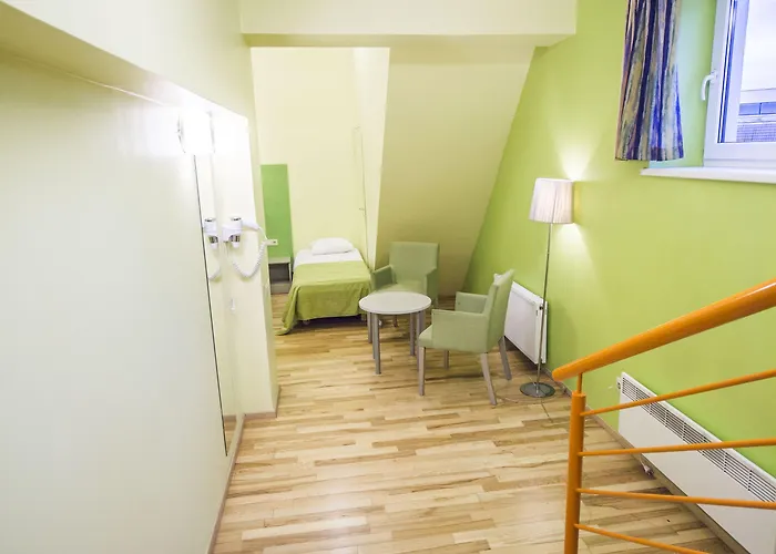 Отель Braavo 3*